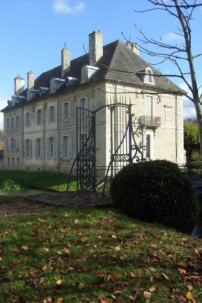 Château De Serrigny